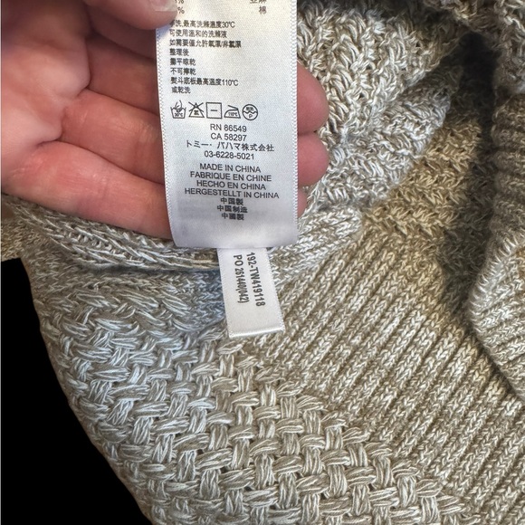 Tommy Bahama Top - Picture 6 of 8